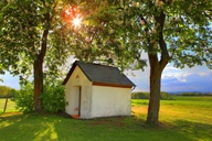 kapelle-zwischen-wispelt-und-hontheim.jpg